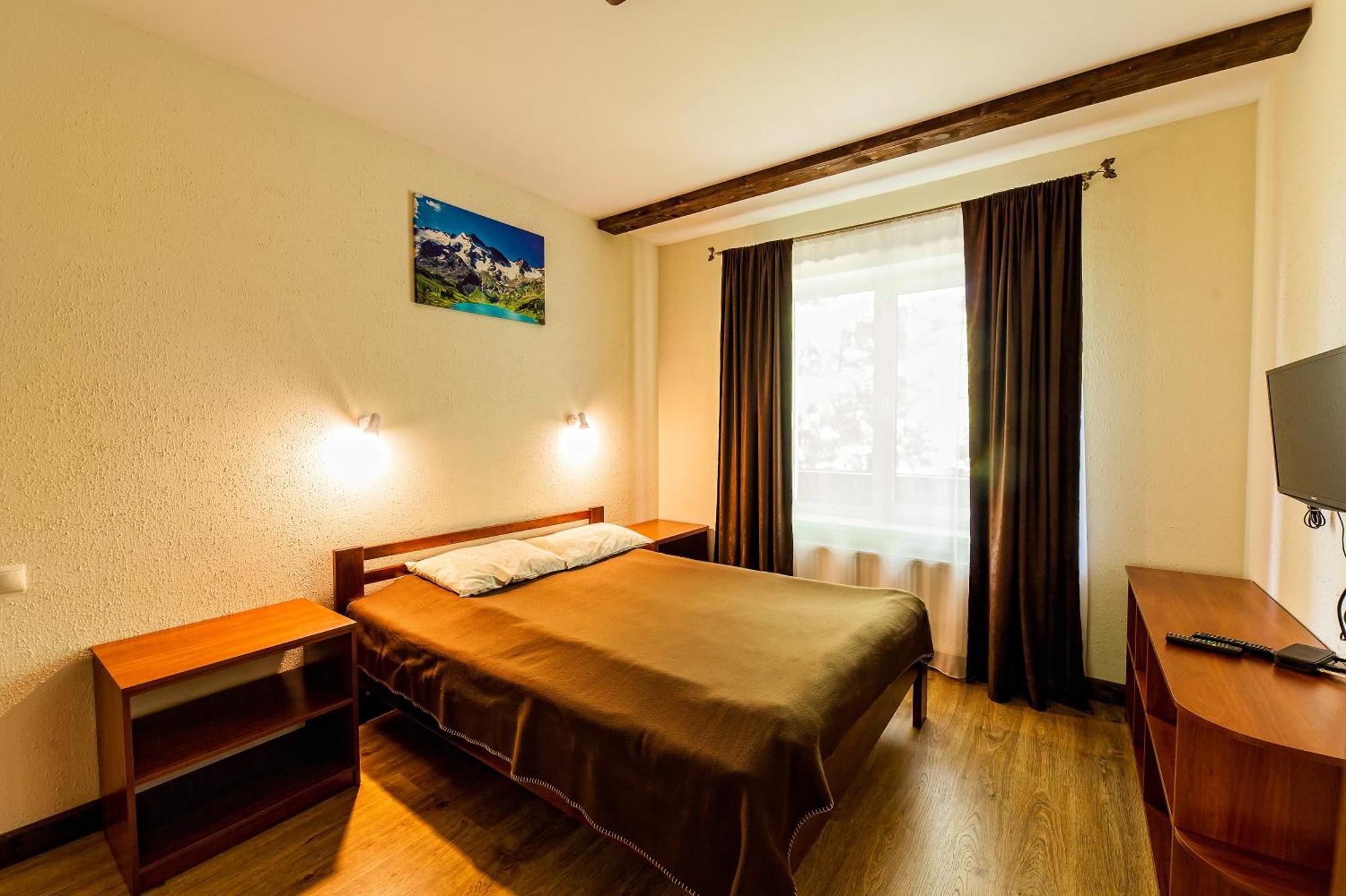 Alpiyskiy Yablunytsya Chambre photo