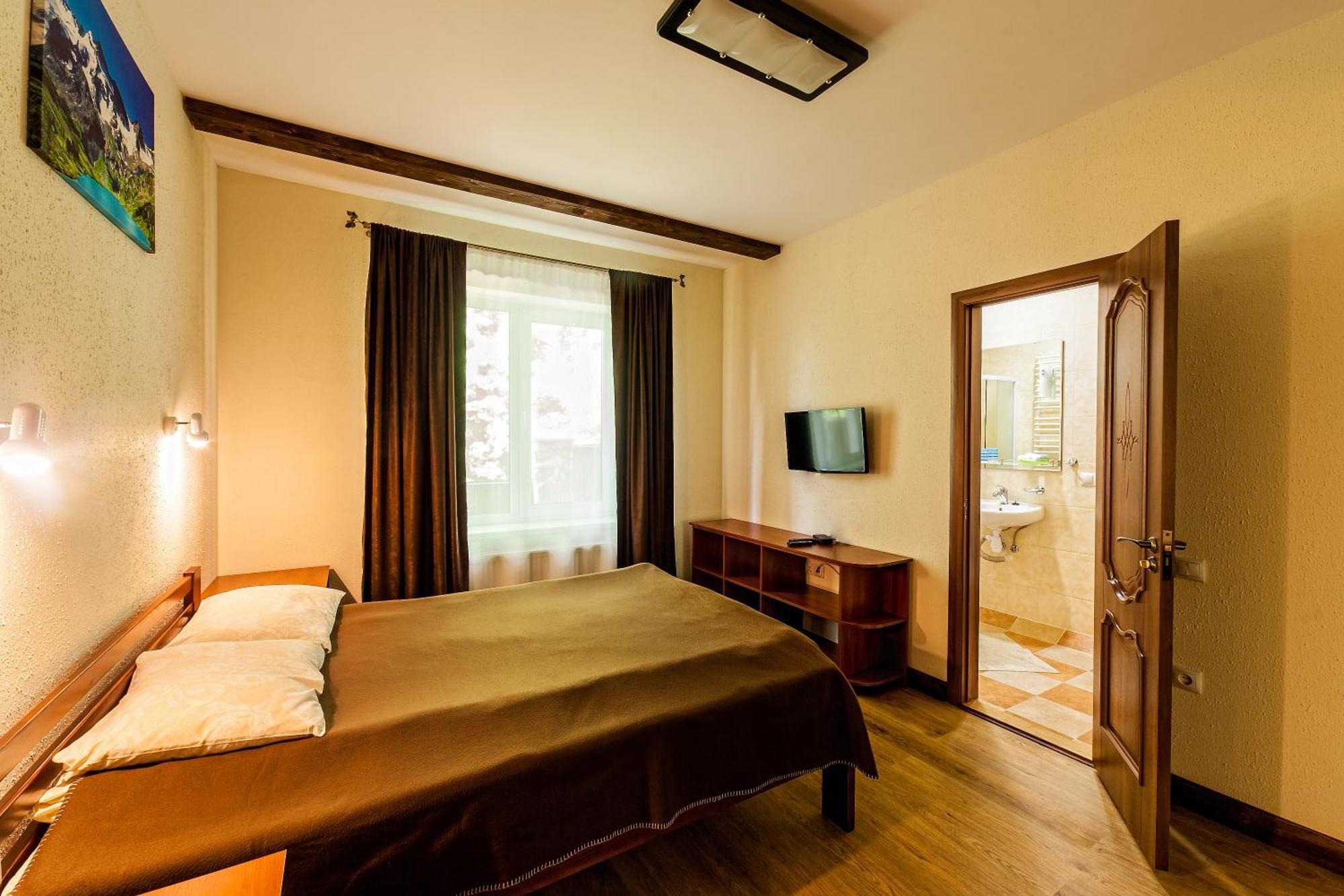Alpiyskiy Yablunytsya Chambre photo