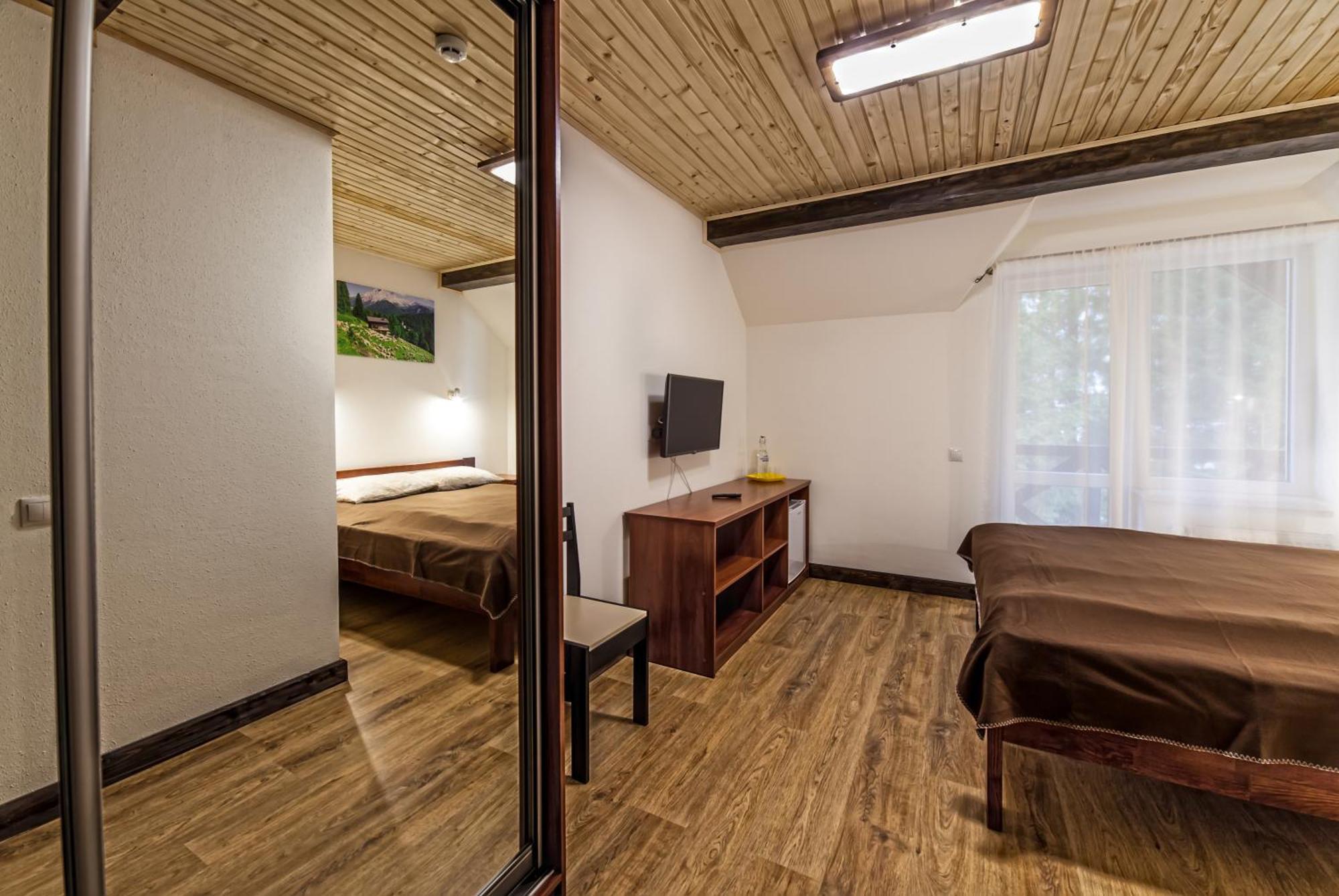 Alpiyskiy Yablunytsya Chambre photo
